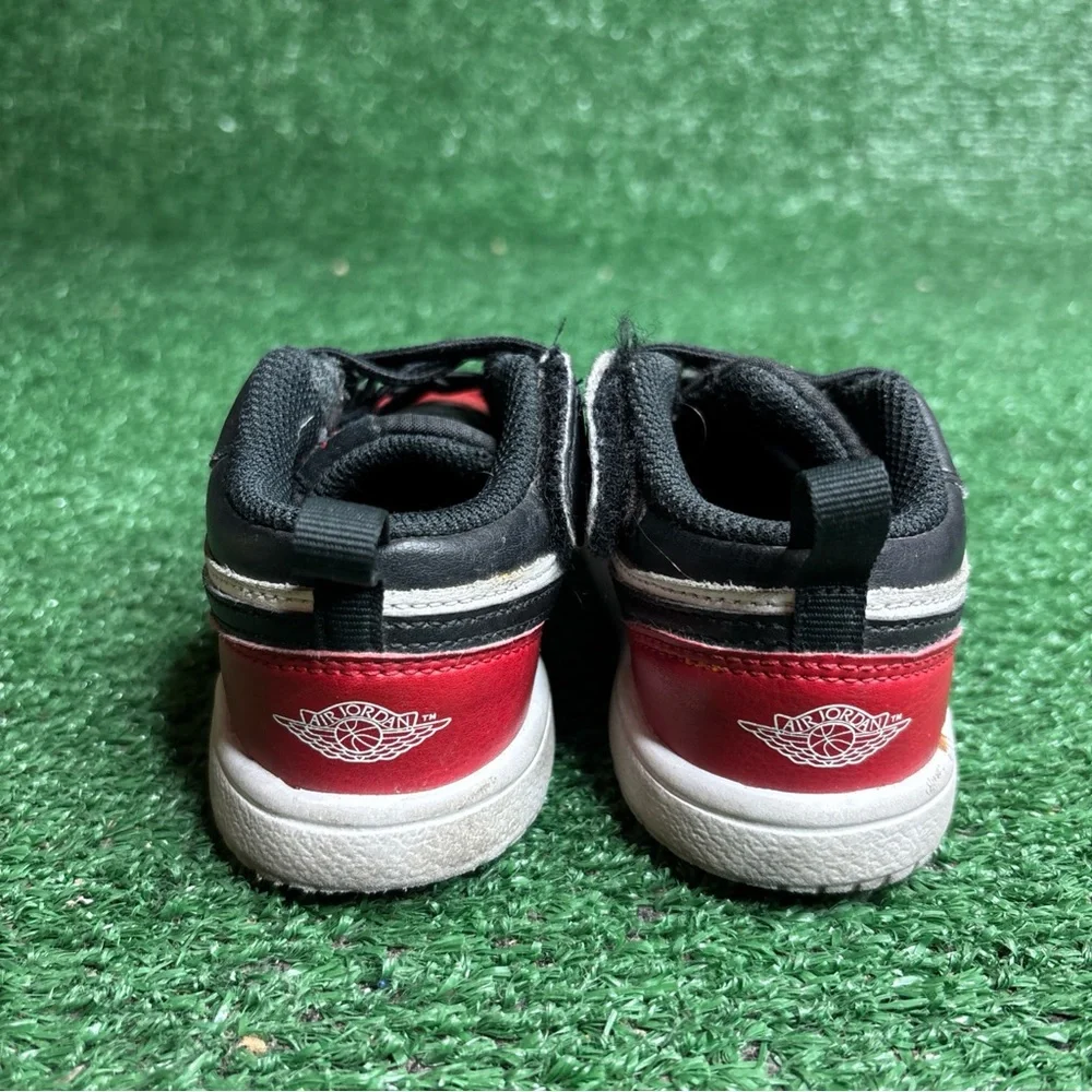 Nike Air Jordan 1 ALT Low Athletic Shoes ‘Bred Toe ’ DR9747 161 -‎ Size 9C